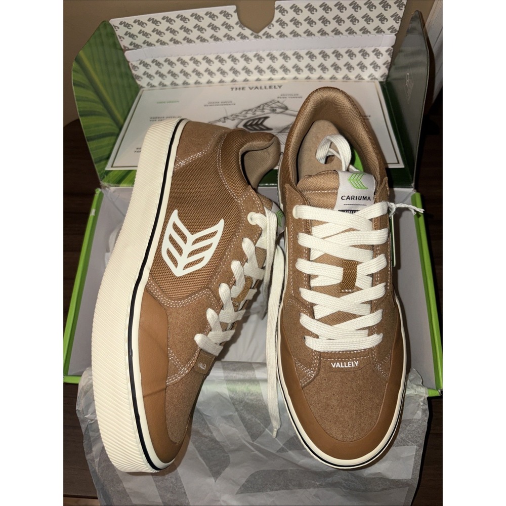 NIB Cariuma Vallely Men's 9 Women's 10.5 Camel Logo Sneaker Vegan Skate Lace Up - Picture 1 of 12